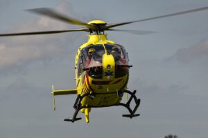 Fietser ernstig gewond na aanrijding met bus