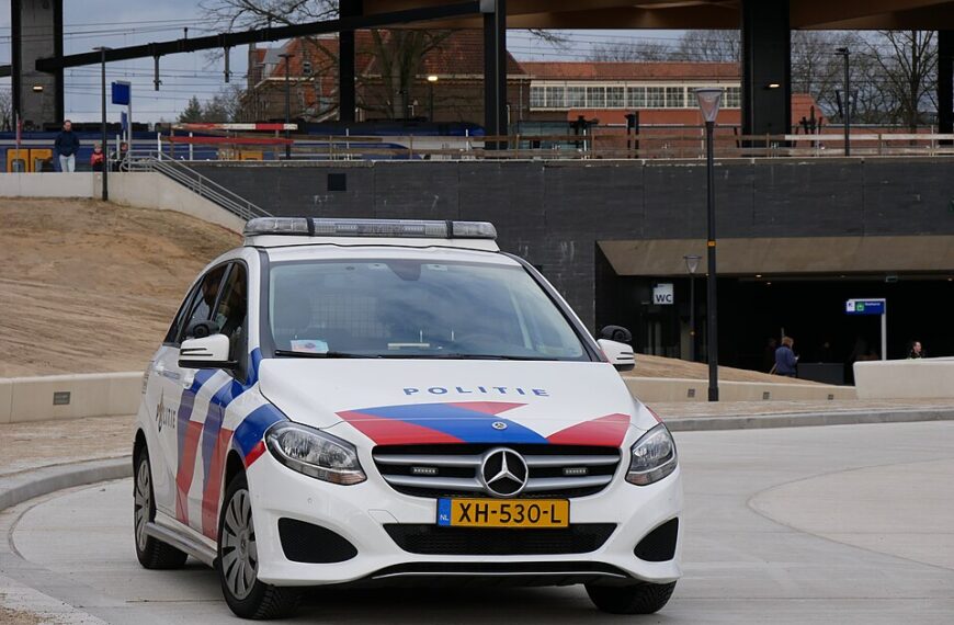 Vrouw slachtoffer van zedendelict op Weesperzijde