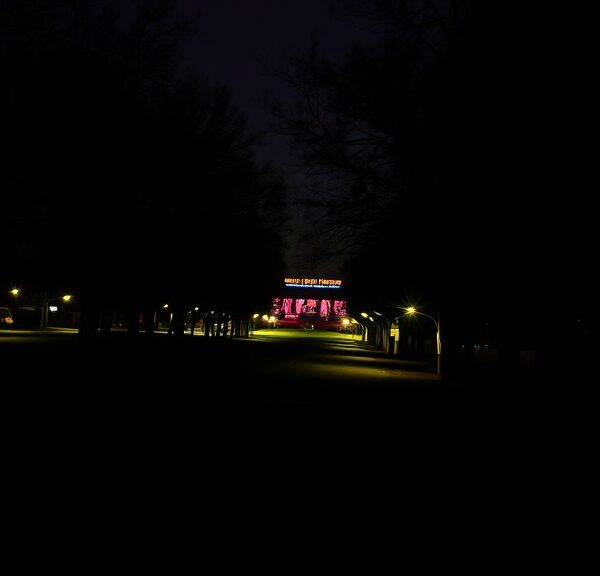 Verlichtingsactie voor veiligheid in Amsterdamse Bostheater