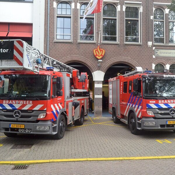 Explosie in Osdorp leidt tot evacuaties