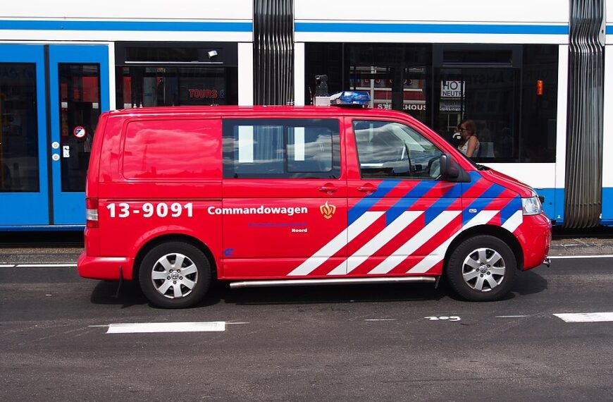 Woningbrand in Buikslotermeer leidt tot gewonde