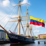 Colombiaans marineschip verwelkomt bezoekers in Amsterdam